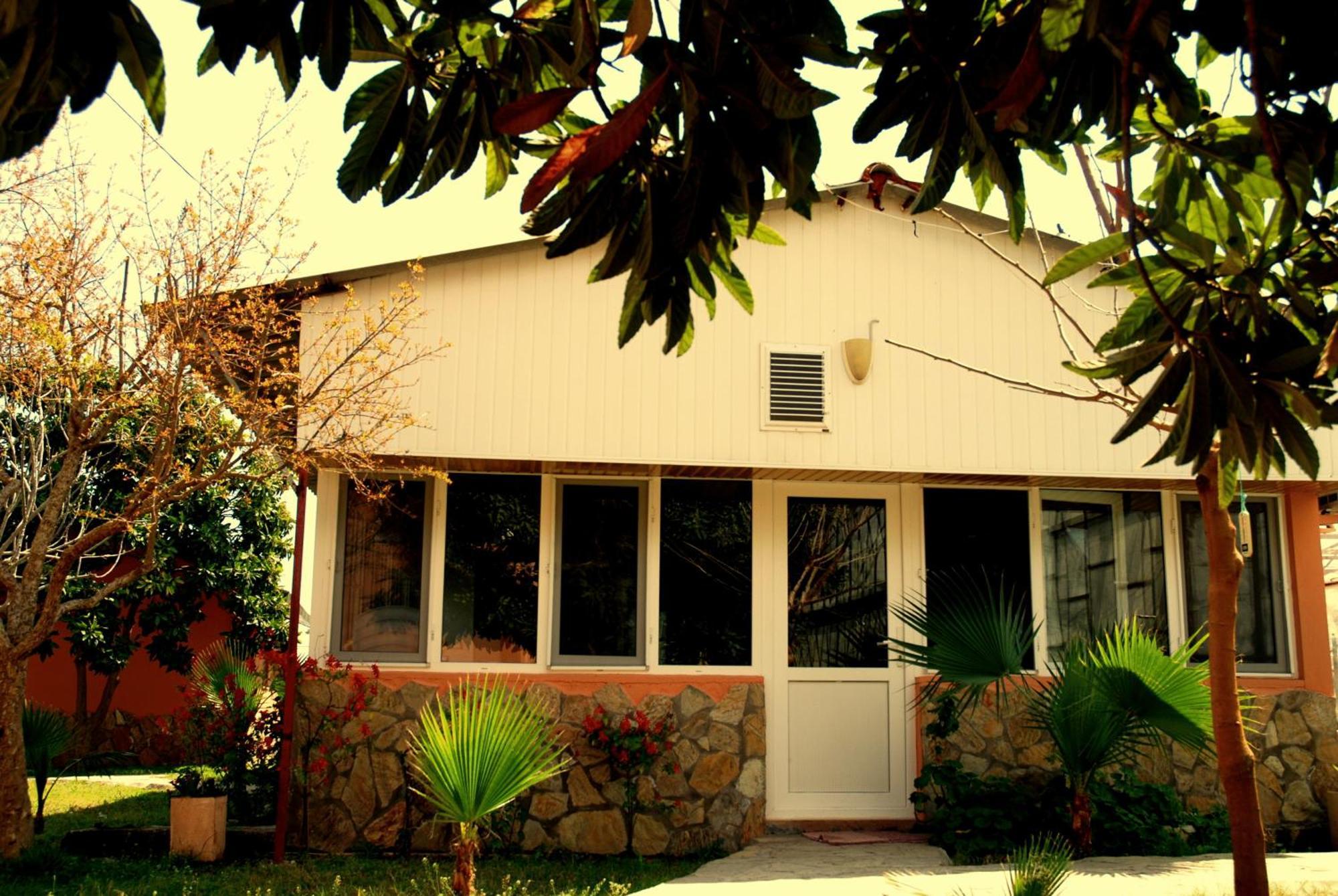 Sera Pansiyon Çıralı Exterior foto
