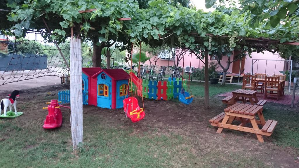 Sera Pansiyon Çıralı Exterior foto